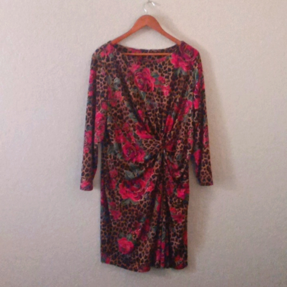 Taina B. Long sleeve floral dress